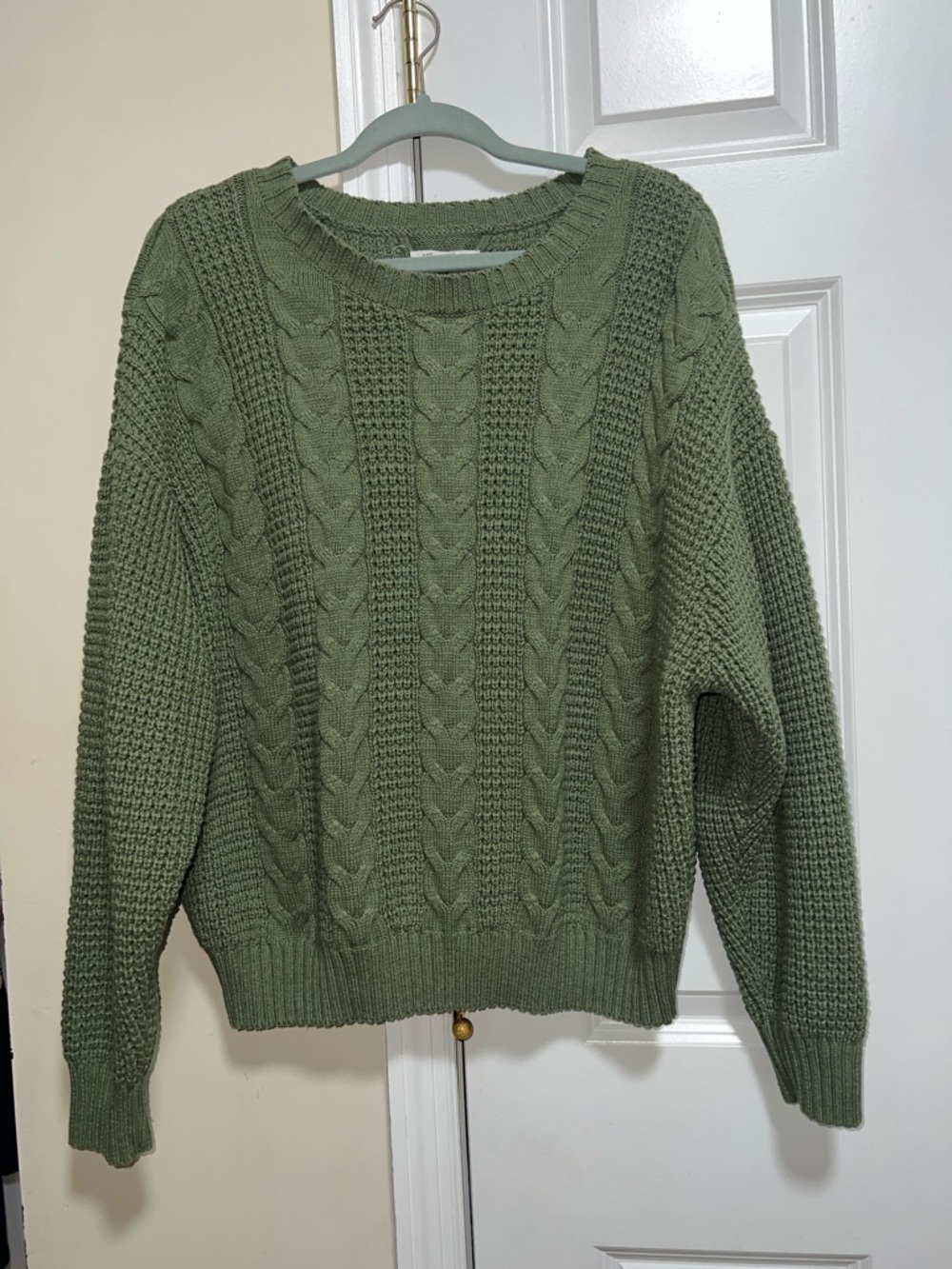American Eagle Outfitters Olive Green Cable Knit Crewneck Sweater